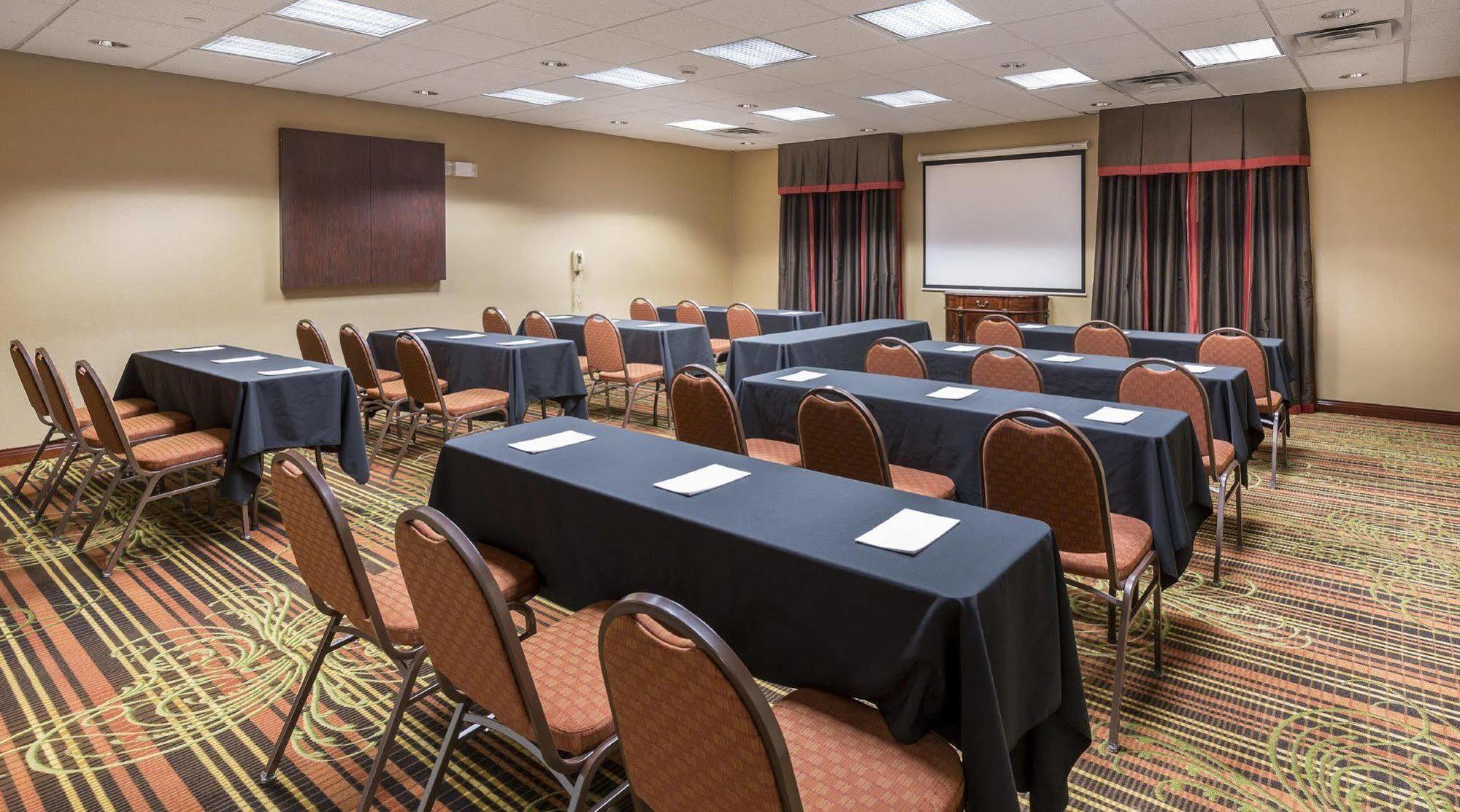 Hampton Inn Wichita Falls-Sikes Senter Mall Ngoại thất bức ảnh